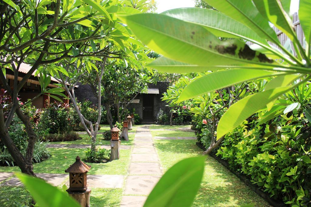 Pondok Shindu Guest House Pemuteran  Exterior photo